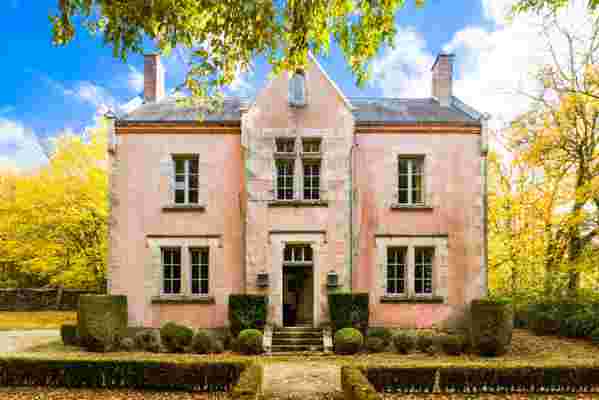A Pink Country Retreat Near Paris with Charm to Spare
