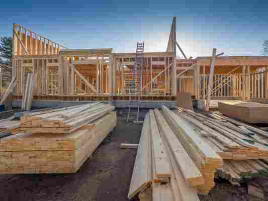 Homeowners Insurance and the Rising Cost of Building Materials