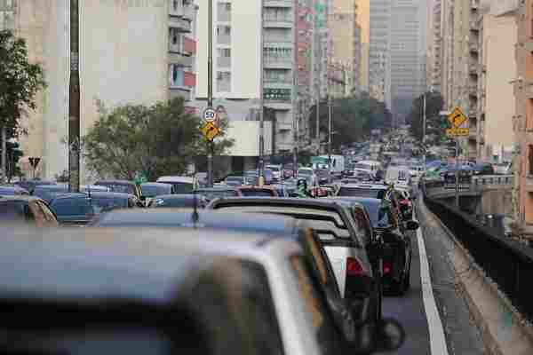 São Paulo's Clogged Major Highway Becomes a Pedestrian Wonderland