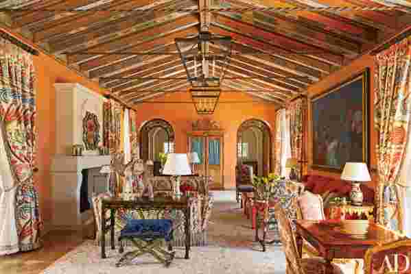 Juan Pablo Molyneux Crafts a Splendid Villa in Pebble Beach